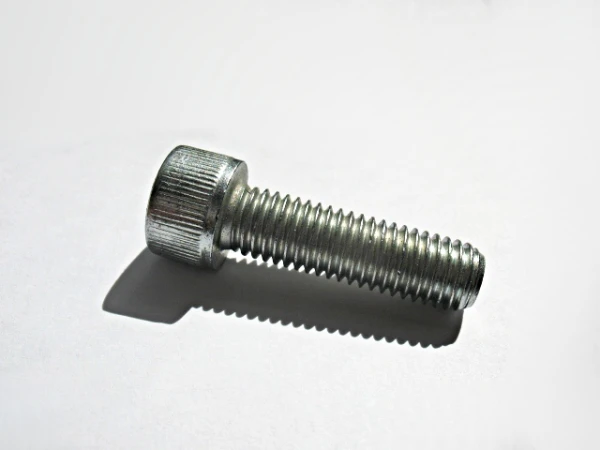 Śruba hydraulika - silnik 17A34A KREMLIN m10x35 930.151.448