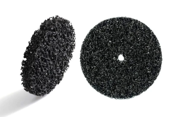 Dysk ścierny do usuwania rdzy farby APP 100 mm krążek włos murzyna