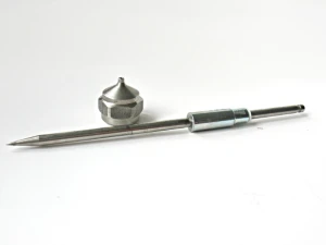 Dysza iglica pistoletu Iwata Air-Gunsa AZ3 HTE 2,5 mm