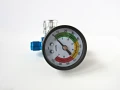 Regulator reduktor z manometrem do pistoletów lakierniczych 1/4 BLUE