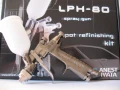 Pistolet lakierniczy Iwata LPH 80 1,0 mm do retuszu i zaprawek z dwoma kubkami 70 i 250 ml